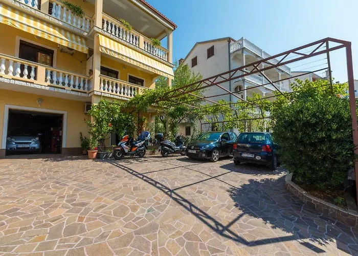 Apartment Nevelina *