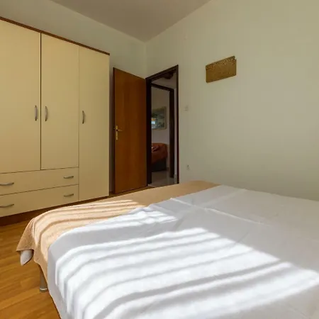 Nevelina Apartment Selce