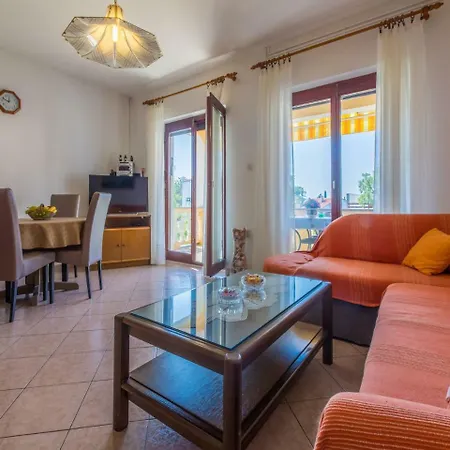 Nevelina Apartment *
